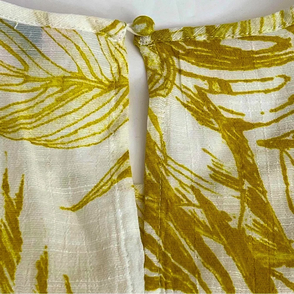 Nanette Lapore Top‎ Sleeveless Palm Tropical Print Blouse